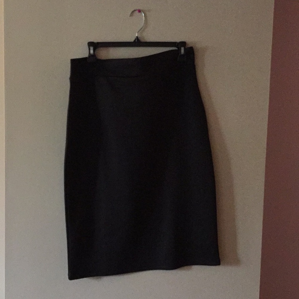 Pencil skirt